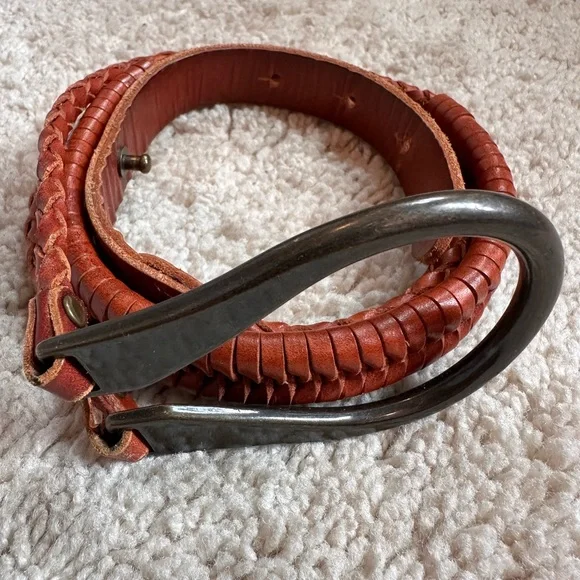 Anthropologie Women’s Brown Woven 100% Leather Belt Size Medium - Picture 2 of 5